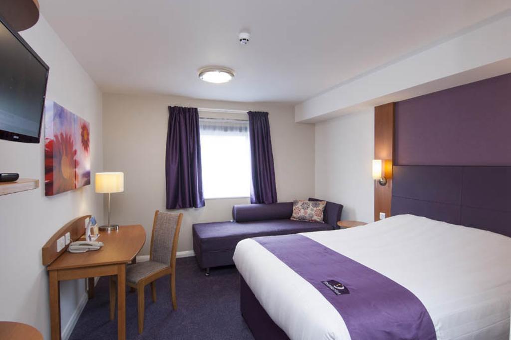 Premier Inn Stratford Upon Avon Waterways Szoba fotó