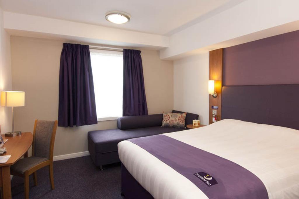 Premier Inn Stratford Upon Avon Waterways Szoba fotó