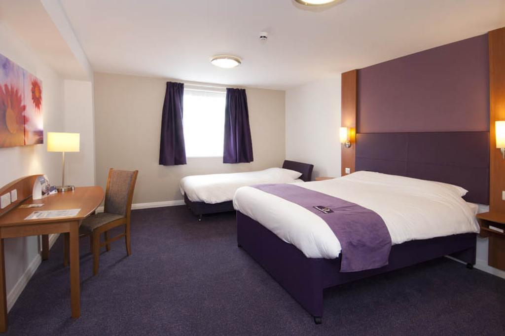 Premier Inn Stratford Upon Avon Waterways Szoba fotó