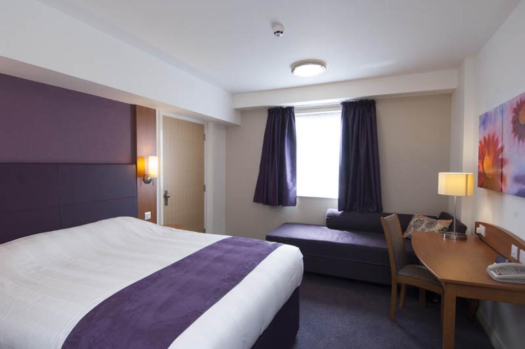 Premier Inn Stratford Upon Avon Waterways Kültér fotó