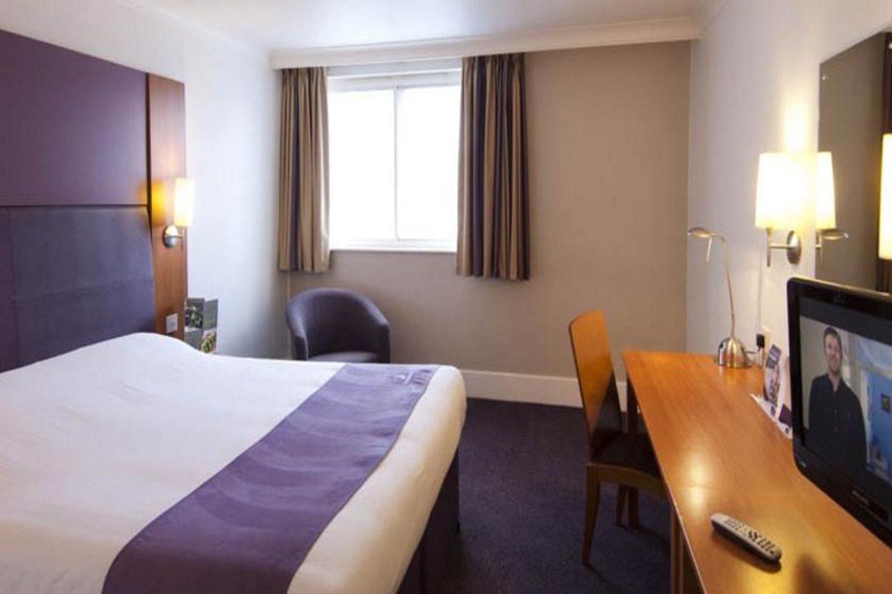 Premier Inn Stratford Upon Avon Waterways Kültér fotó