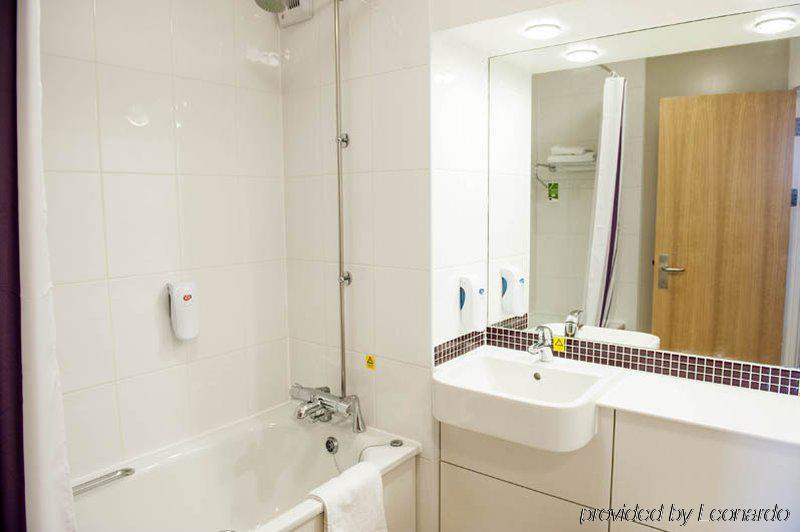 Premier Inn Stratford Upon Avon Waterways Kültér fotó